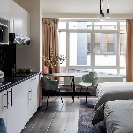 Hey - Aparthotel Brussels Anderlecht ภายนอก รูปภาพ