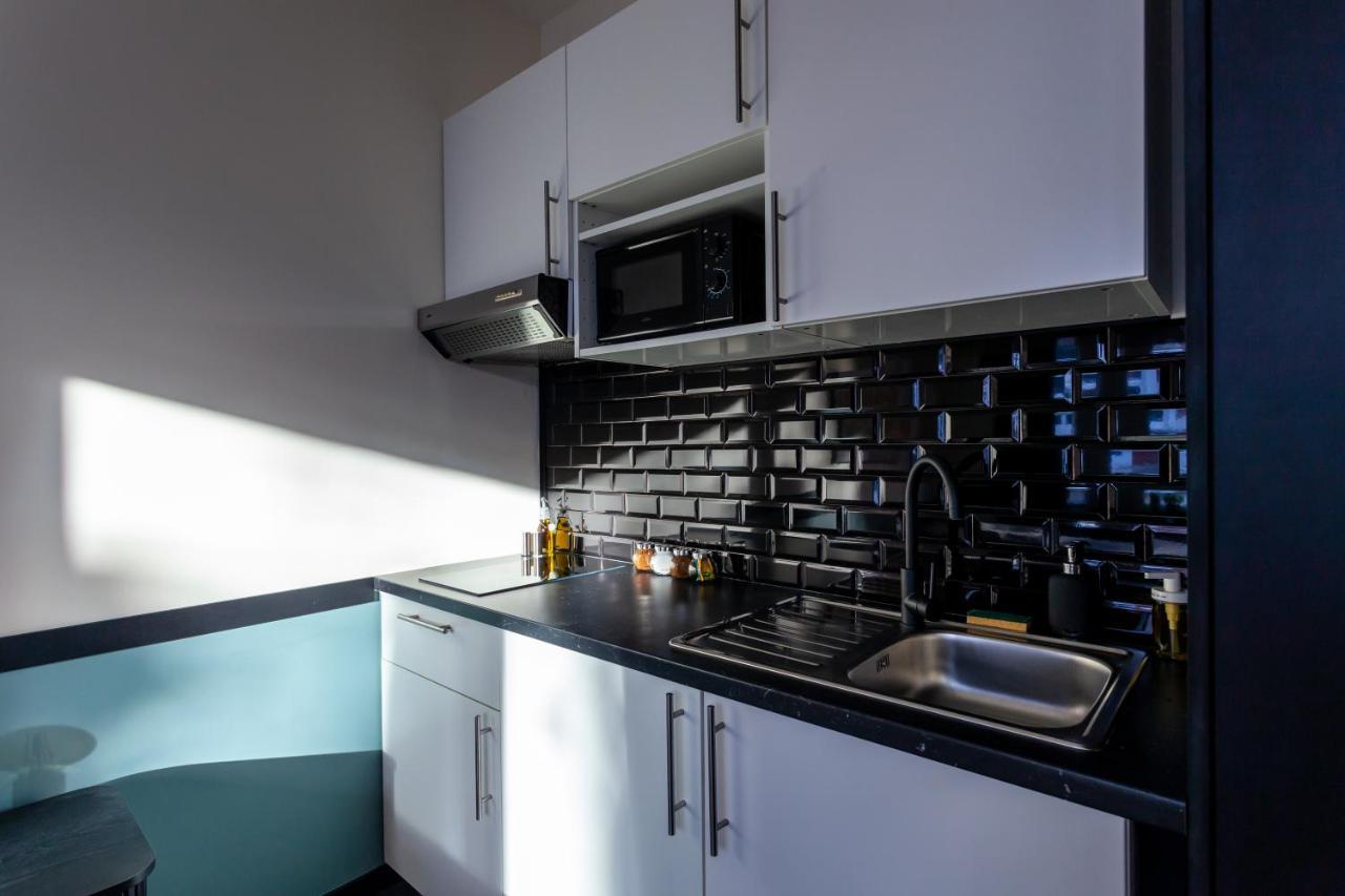 Hey - Aparthotel Brussels Anderlecht ภายนอก รูปภาพ
