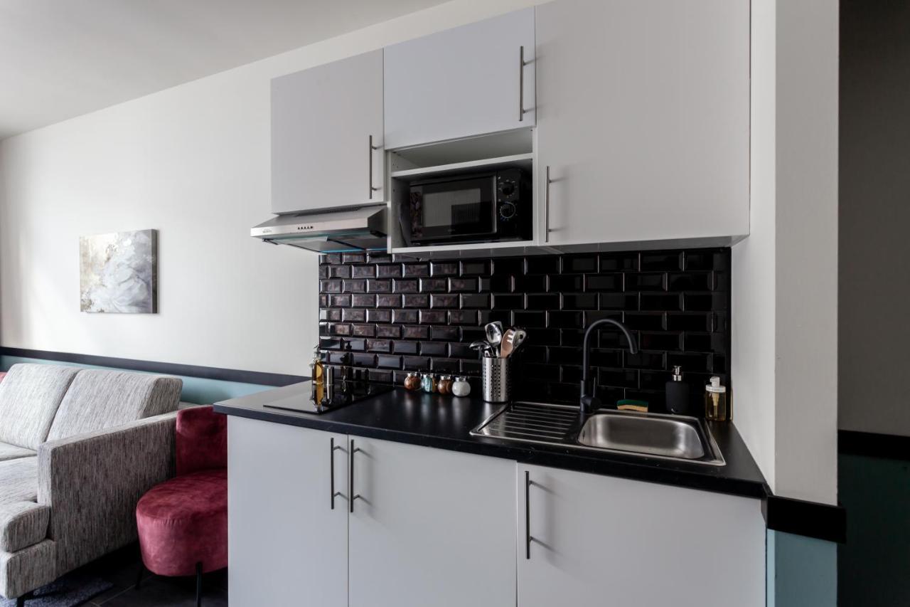 Hey - Aparthotel Brussels Anderlecht ภายนอก รูปภาพ
